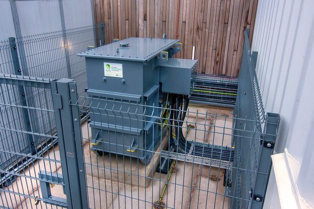 Wilson e4 amorphous transformer at Tesco Harrogate superstore